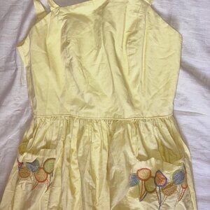 Adorable Petite Handmaid Pastel Yellow Cotton Dress Balloon Embroidery 1950's